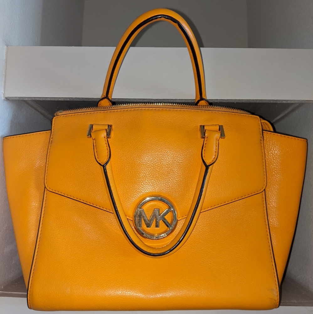 Michael Kors purse